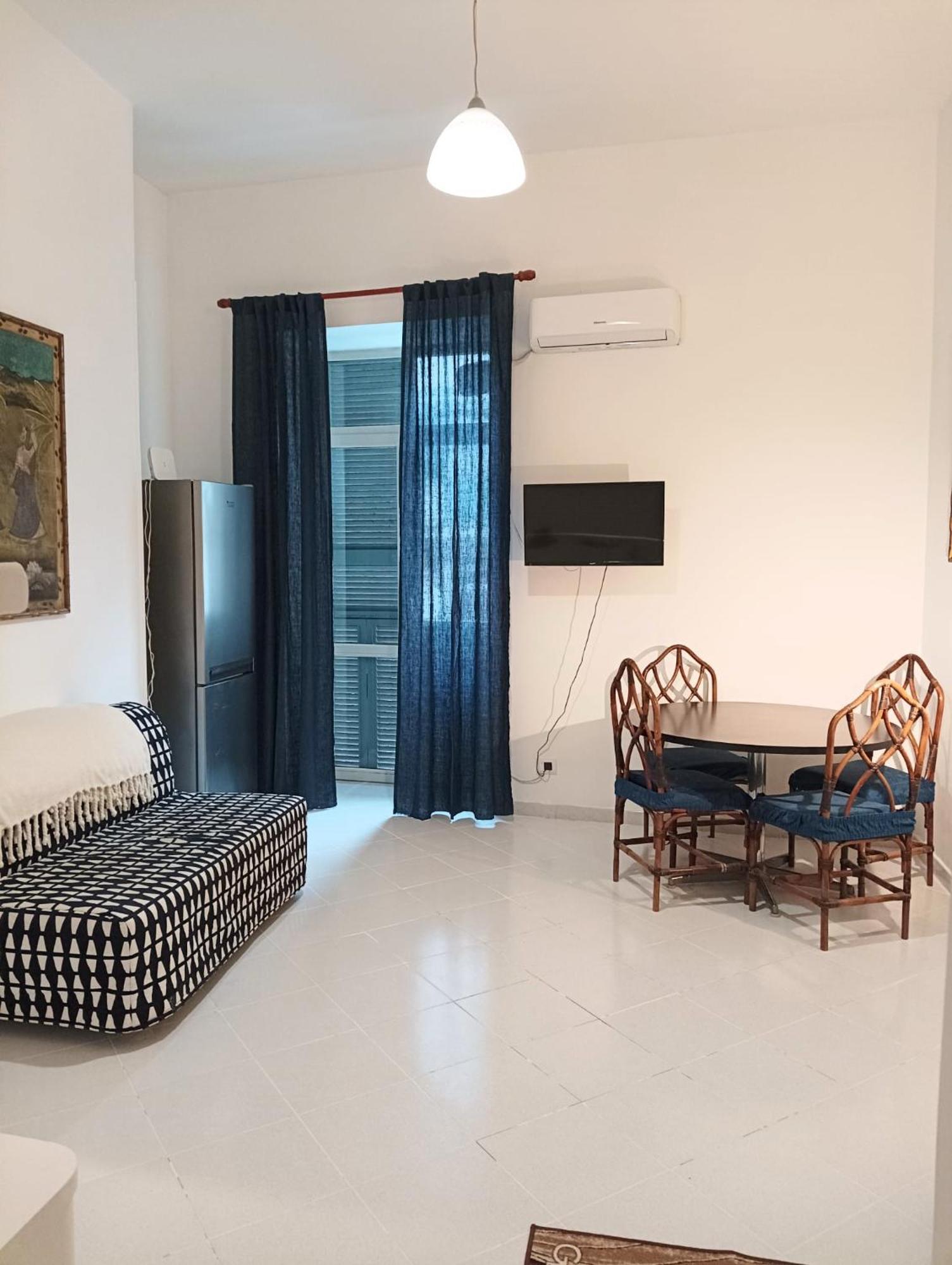 Appartamento Valerio's Flat Pozzuoli Esterno foto