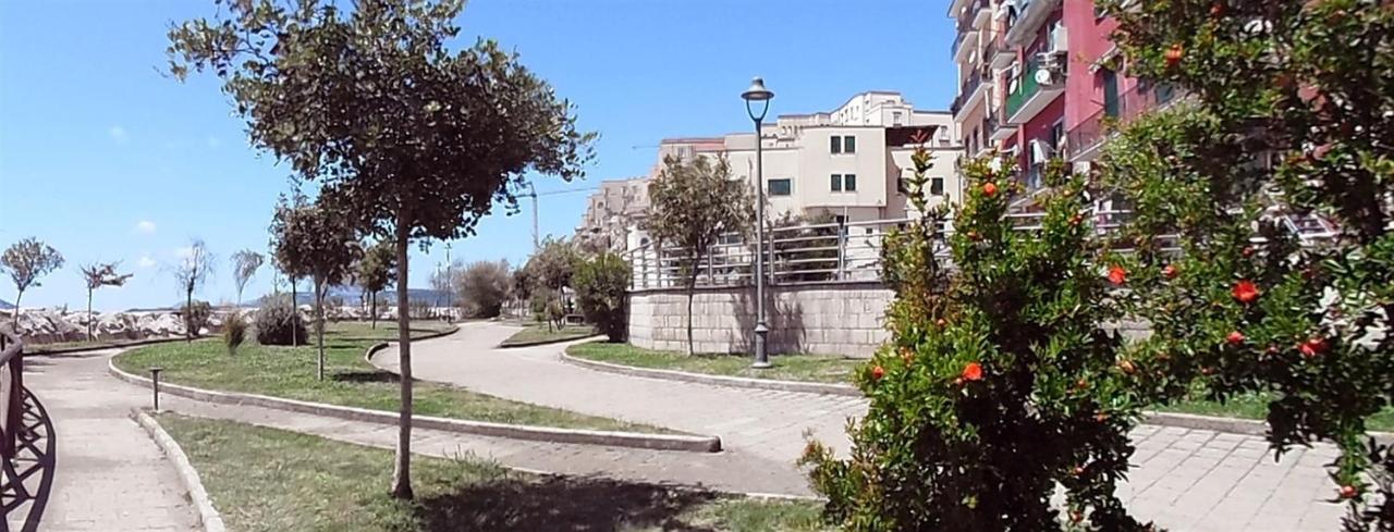 Appartamento Valerio's Flat Pozzuoli Esterno foto